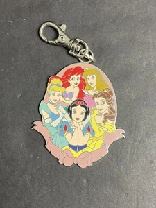 Disney Trading Pin~PRINCESS~Snow White~Belle~Cinderella~Ariel - Jasmine Keychain - Picture 1 of 3