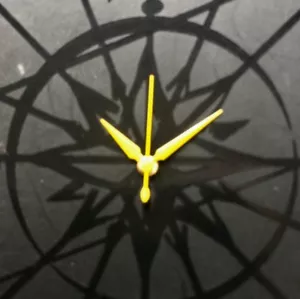 5 set x NEW YELLOW ALPHA WATCH HAND SUITABLE FOR BULOVA ACCUTRON 214 OR OTHERS - Picture 1 of 3