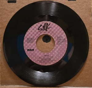 Diana Ross - Muscles/I Am Me 45rpm Vinyl RCA PB-13348 (1982) - Picture 1 of 2