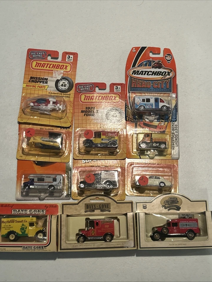 Lote de 11 coches Matchbox & Lledo Days Gone DieCast England en paquete Foto 1 de 4