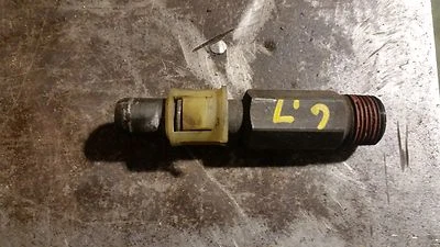 Dodge Ram 2500 3500 6.7L CUMMINS  HEAD SPIGOT CONNECTOR 4937137 68005253AA - Image 1 of 4