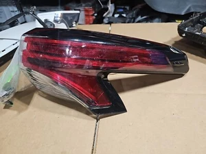 2021 22 23 TOYOTA SIENNA REAR TAIL LIGHT PASSENGER SIDE USED OEM LED - Bild 1 von 7