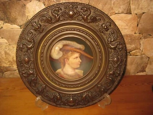 ANTIQUE ROYAL VIENNA PORCELAIN HAND PAINTED BRASS DISH DISK PLATE PLAQUE 1880s - Picture 1 of 3