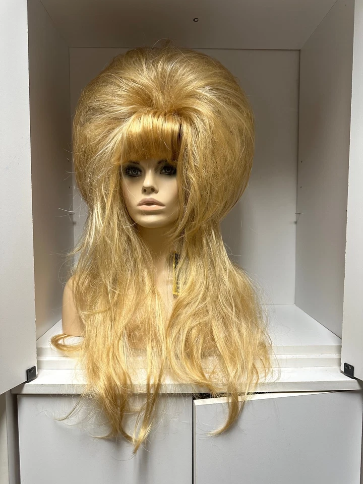 VEGAS GIRL WIGS   golden blonde elivira look  wig be anything NWT - Image 1 of 1