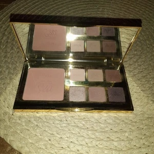 Tarte Rainforest Of The Sea Palette - Picture 1 of 3