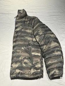 Tommy Hilfiger Down Lined Puffer Jacket, Camo, Youth M, Packable - Picture 1 of 7