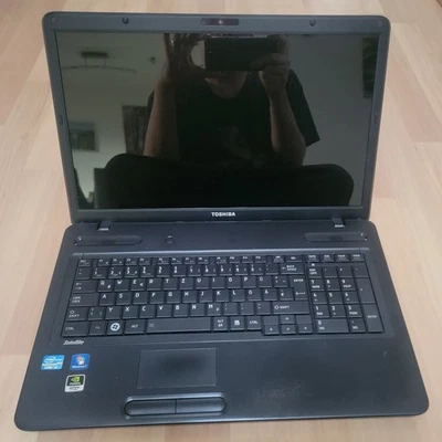 Toshiba Satellite C670-12E ( i3 2310M / 2GB DDR3 / 1TB HDD ) GeForce 315M !! - Bild 1 von 2