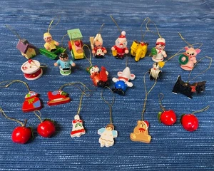Vtg Lot 23 Mini Christmas Tree Wood & Plastic Ornaments Santa Drum Train Horse - Picture 1 of 2