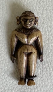 Vintage/antique hand carved Asian figurine old  woman approx 2.25” tall - Picture 1 of 3