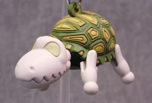 Coraline NEW * Skeleton Turtle Clip * Blind Bag Series 4 Key Chain Monogram - Picture 1 of 8