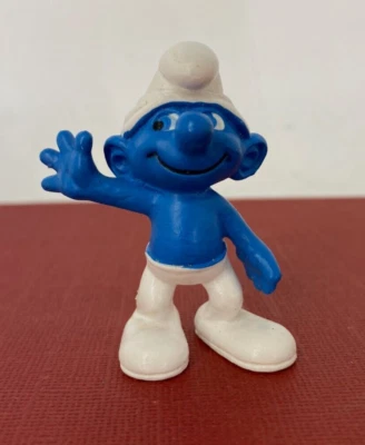 Schleich 2010 ☆ Smurfs ☆ Waving Clumsy Smurf PVC Figurine Foto 1 de 4