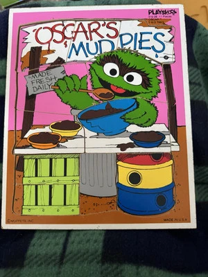 VINTAGE PlaySkool Oscar  The Grouch Sesame Street Muppets 11 Piece Wood Puzzle - Image 1 of 4