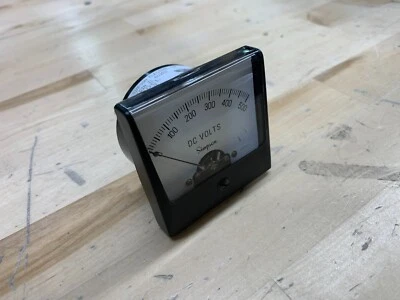Simpson 09640 Analog Panel Meter 0-500DCV 2.5" Wide - Image 1 of 4