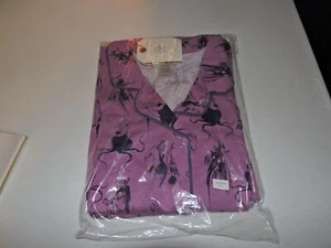 Disney Store Ladies MUNKI MUNKI VILLAINS PAJAMA SET - MEDIUM - NEW MSRP 74.95 - Picture 1 of 9