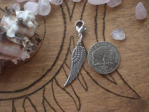 Walking Dead Daryl Angel Wing Bracelet Clip On Charm Bracelet - Picture 1 of 2