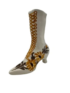 Vintage Cash Family Pottery Ceramic Victorian Ladies Boot Floral Design 6.25" - Picture 1 of 7