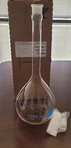 PYREX® VISTA™ 1000 mL Class A Volumetric Flasks with PYREX® Glass Standard Taper - Picture 1 of 1