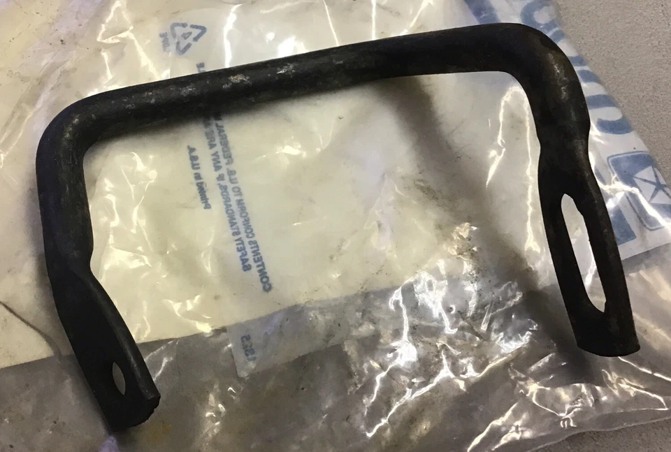 Bloqueo de capó MOPAR 04168965 para Dodge 1984-1993 (b439) Foto 1 de 4