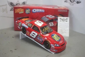 2006 Martin Truex Jr. Oreo Ritz 1/24 Action NASCAR Diecast handsigniert - Bild 1 von 2