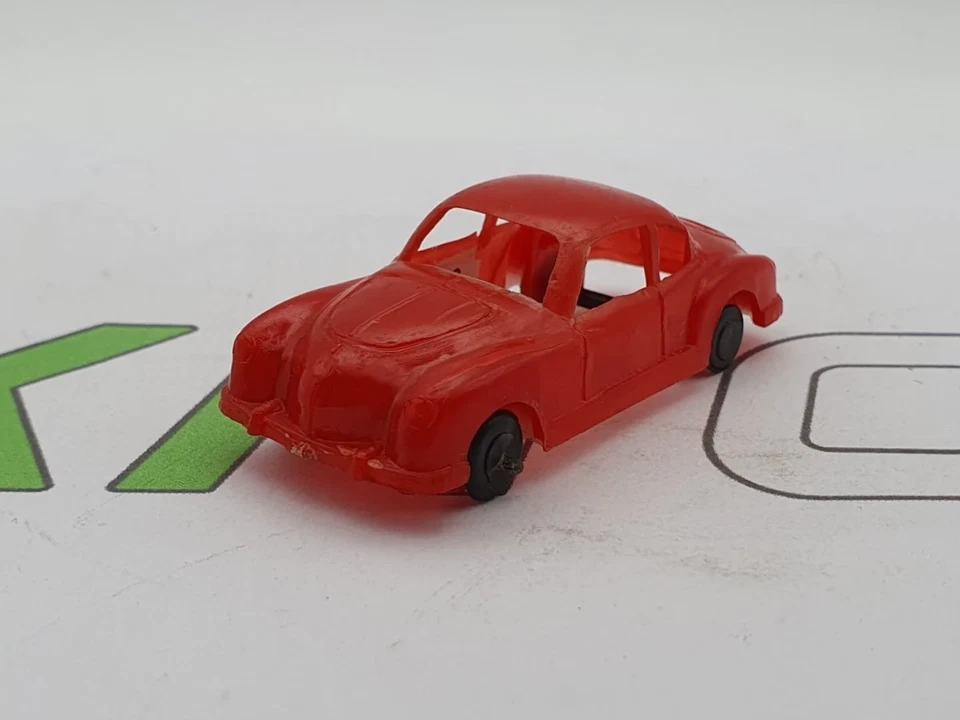 Volkswagen Karmann Ghia Coupè 1/80 - Immagine 1 di 1