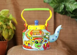 Hand Painted Colourful Traditional Kerala Theme Design Desi Tea Chai (1.25 L) - Picture 1 of 3