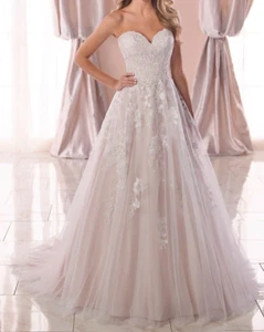 Stella York 6745 A-Line Wedding Dress With Sparkle Tulle Size 28 (SAMPLE) - Picture 1 of 8