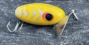 Esca da pesca vintage Fred Arbogast JITTERBUG gancio singolo INCREDIBILE COLORE GIALLO - Foto 1 di 7