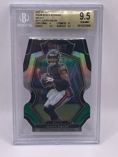 2022 Panini Select Premier Level Green & Black Die Cut Justin Fields - BGS 9.5