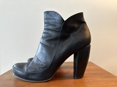 Botines Coclico Mujer Cuero Negro Tacón Alto Talla UE 40 Foto 1 de 4