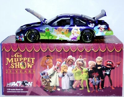 Dodge Intrepid 2002 NASCAR 25 aniversario The Muppet Show 1:24 Foto 1 de 4
