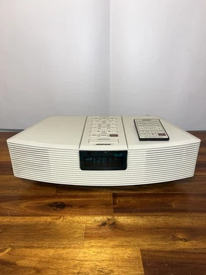 Bose Wave Radio AM/FM Alarm Clock White Model AWR1-1W With Remote Works NICE !! - Image 1 of 3