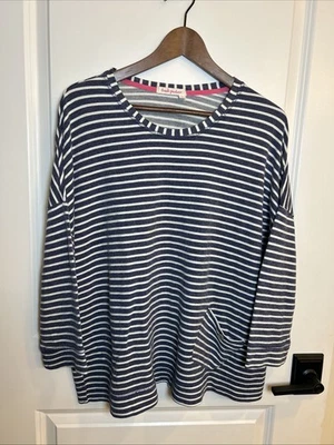 Fresh Produce 女式 O/S 海军蓝白色条纹单口袋上衣航海海滩 — 第 1/4 张图片