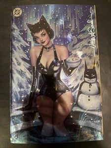 CATWOMAN #72 MEGACON 2025 EXCLUSIVE SIGNED NATHAN SZERDY FOIL VARIANT - Picture 1 of 17