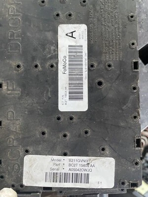 Módulo de control de carrocería OEM 10-13 Ford E150 E250 unión relé de fusible BC2T-15604-AA Foto 1 de 3