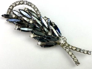 Vintage Silver Tone Pin Brooch Smoky Stones 2-Stem Flower - Picture 1 of 10