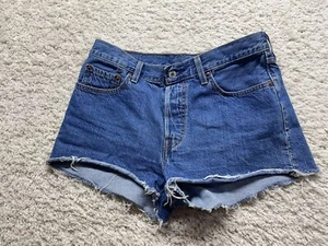Levi’s 501 Denim Cutoff Shorts Damen Gr. 30 Top Zustand - Bild 1 von 6
