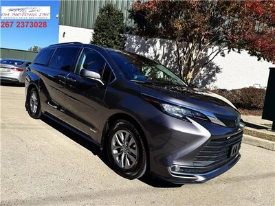 2021 Toyota Sienna XLE HYBRID - Изображение 1 из 4