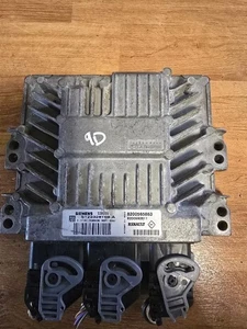 Centralina Del Motore RENAULT SCENIC 1.5 DCI 8200565863 8200592611 SIEMENS - Foto 1 di 1
