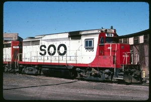 Original Rail Slide - SOO Soo Line 706 Marquette MI 3-15-1987 - EMD GP30 - Picture 1 of 1