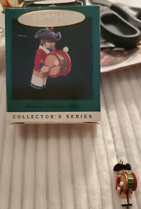 Hallmark Miniature Ornament "Clothespin Soldier" 1996 QXM4144 Collectors Series - Picture 1 of 3