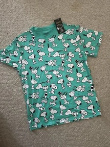 Peanuts Snoopy Men’s Graphic T Shirt Tee Tshirt Medium m New - Picture 1 of 2