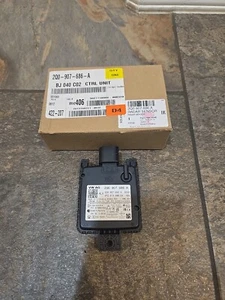 NEW VW T-ROC A11 REAR RIGHT BLIND SPOT DETECTION CONTROL UNIT 2Q0907686A - Picture 1 of 6