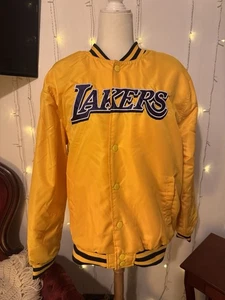Giacca Bullpen Patch Oro Nuova con etichette Uomo XL Los Angeles Lakers NBA Ultra Game Snap Up - Foto 1 di 6