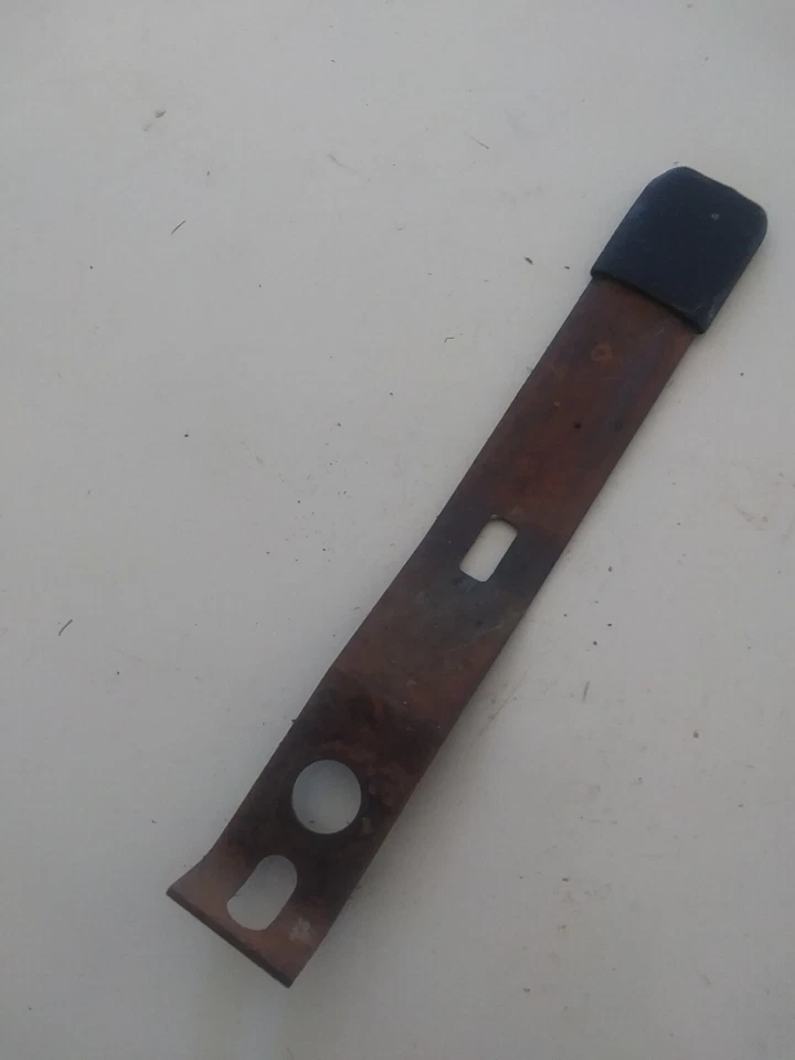 Palanca de resorte selectora trasera Weedeater modelo 961140004 532401624 Foto 1 de 1