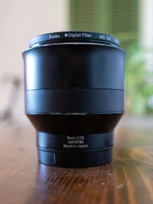 Lente batis ZEISS 25 mm F/2 para montaje Sony E Foto 1 de 4