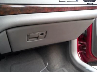 CHEVROLET IMPALA    2004 Glove Box 313436 Foto 1 de 4