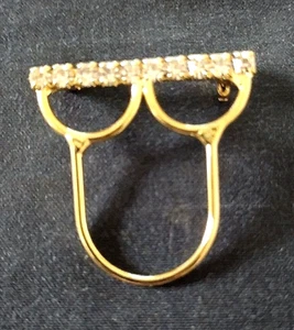 Vintage Eye Glasses Holder Brooch Pin Lapel Gold Tone With Rhinestones - Picture 1 of 3
