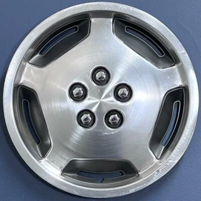 Uno Chrysler LeBaron 1989 # 471 15" 5 ranuras tapacubos/cubierta de rueda usado # 4284973 Foto 1 de 4