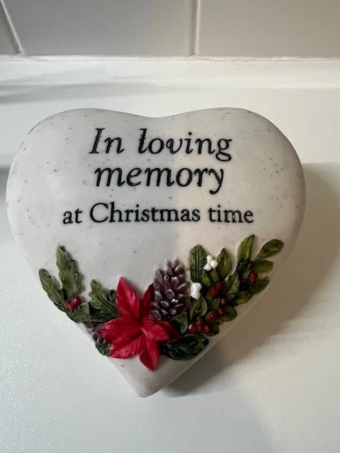 IN LOVING MEMORY - Christmas Heart Shaped Graveside Memorial Ornament Plaque - Image 1 of 1