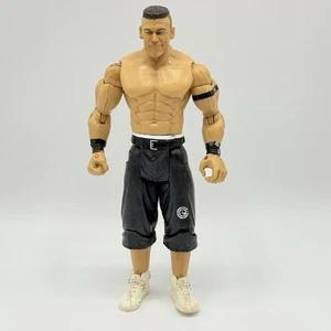 2003 WWE JAKKS PACIFIC JOHN CENA SPIETATA AGGRESSIONE CATENA BANDA - Foto 1 di 4